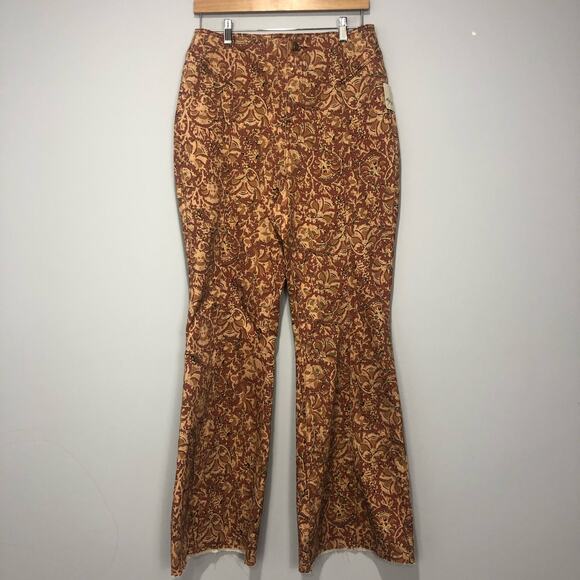 NWT Free People CRVY Wild Honey Printed Floral Flare Jeans Multicolor 31 - Picture 2 of 8
